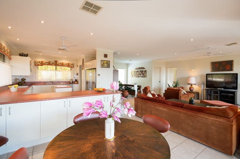 27 Von Nida Crescent, Rosanna, Rosanna - Thumbnail 4