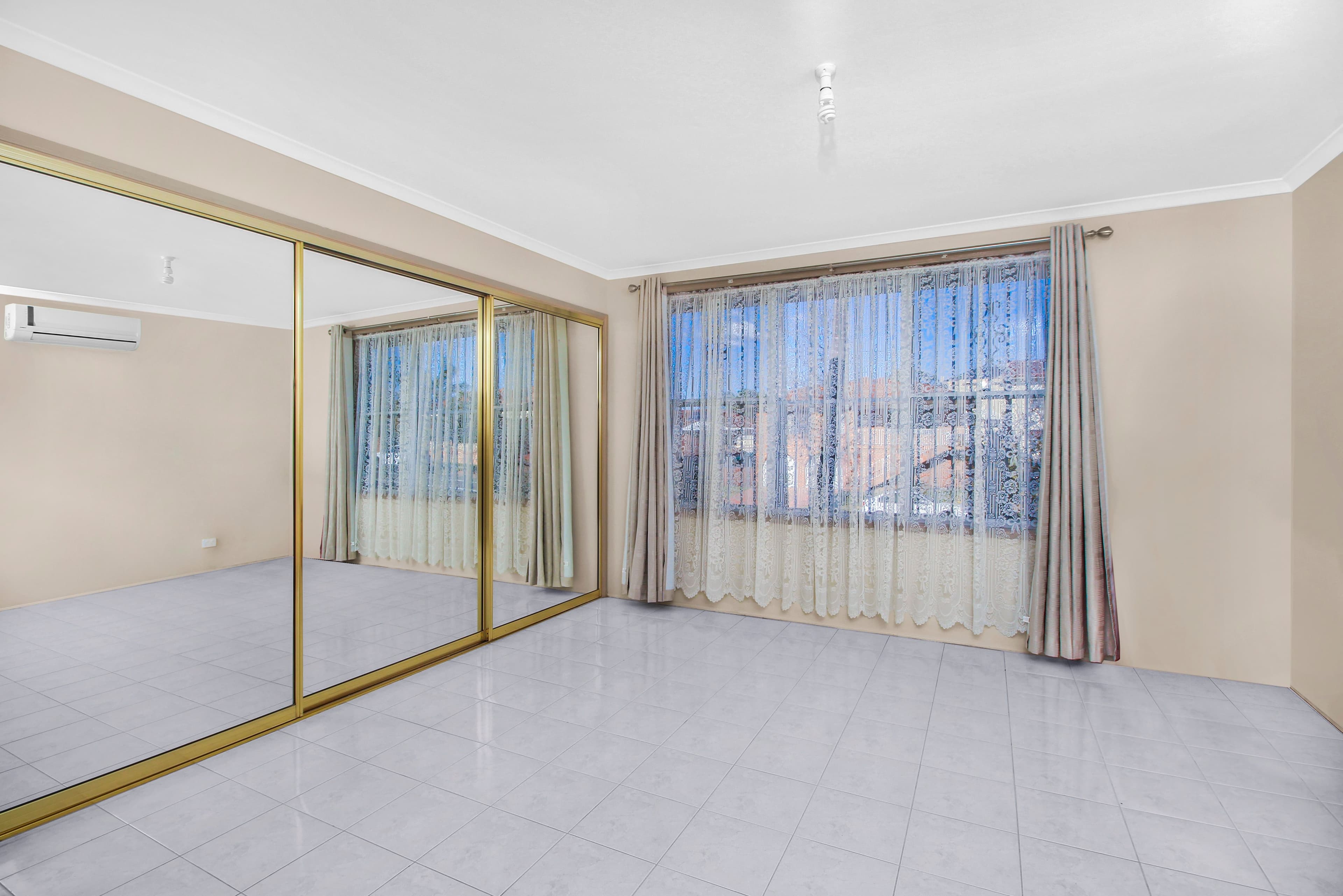 19 Garrison Road, Bossley Park - Thumbnail 5