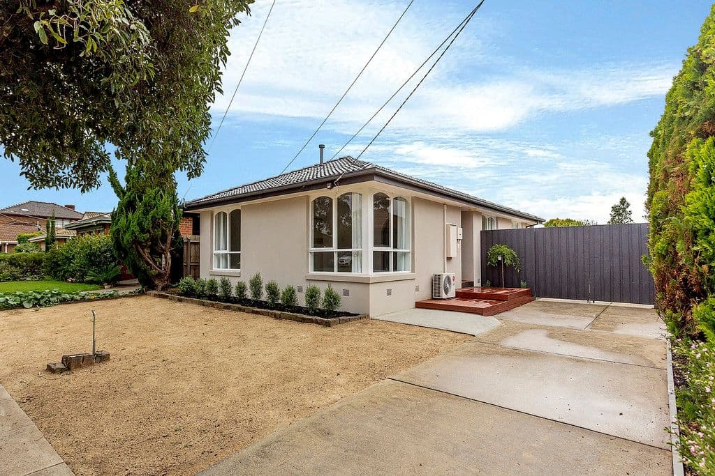 10 Iluka Drive, Werribee VIC 3030, Werribee - Image 1