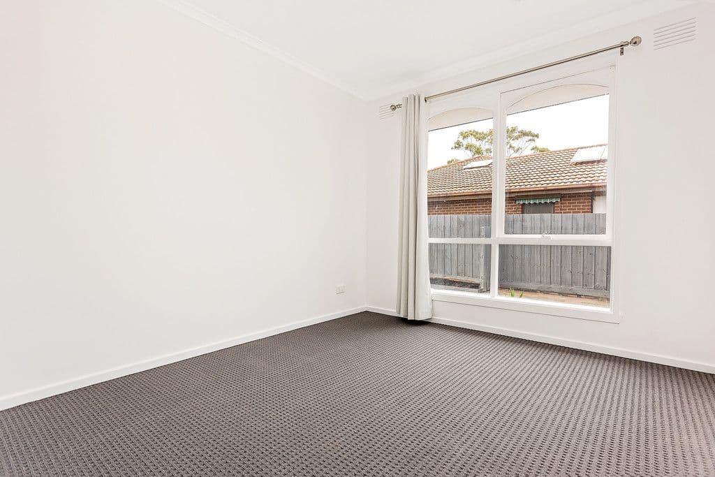 10 Iluka Drive, Werribee VIC 3030, Werribee - Thumbnail 6