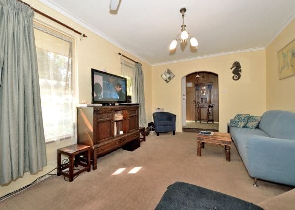 15 Cederdale Way, SAFETY BAY WA 6169, Safety Bay - Thumbnail 2