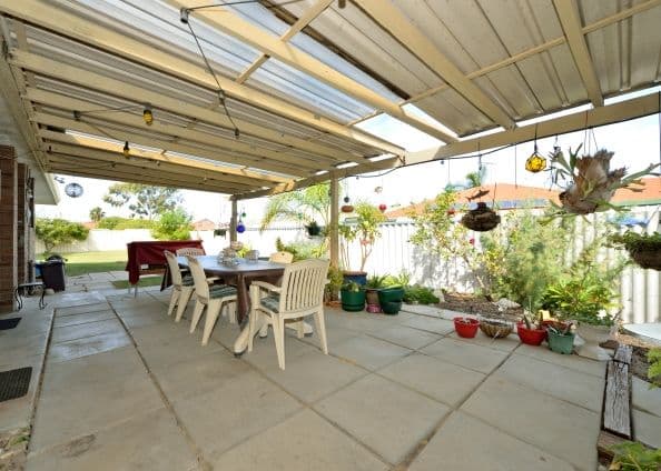 15 Cederdale Way, SAFETY BAY WA 6169, Safety Bay - Thumbnail 4