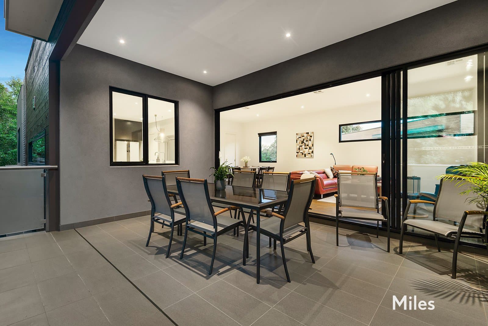 8D John Street, Ivanhoe, Ivanhoe - Thumbnail 2