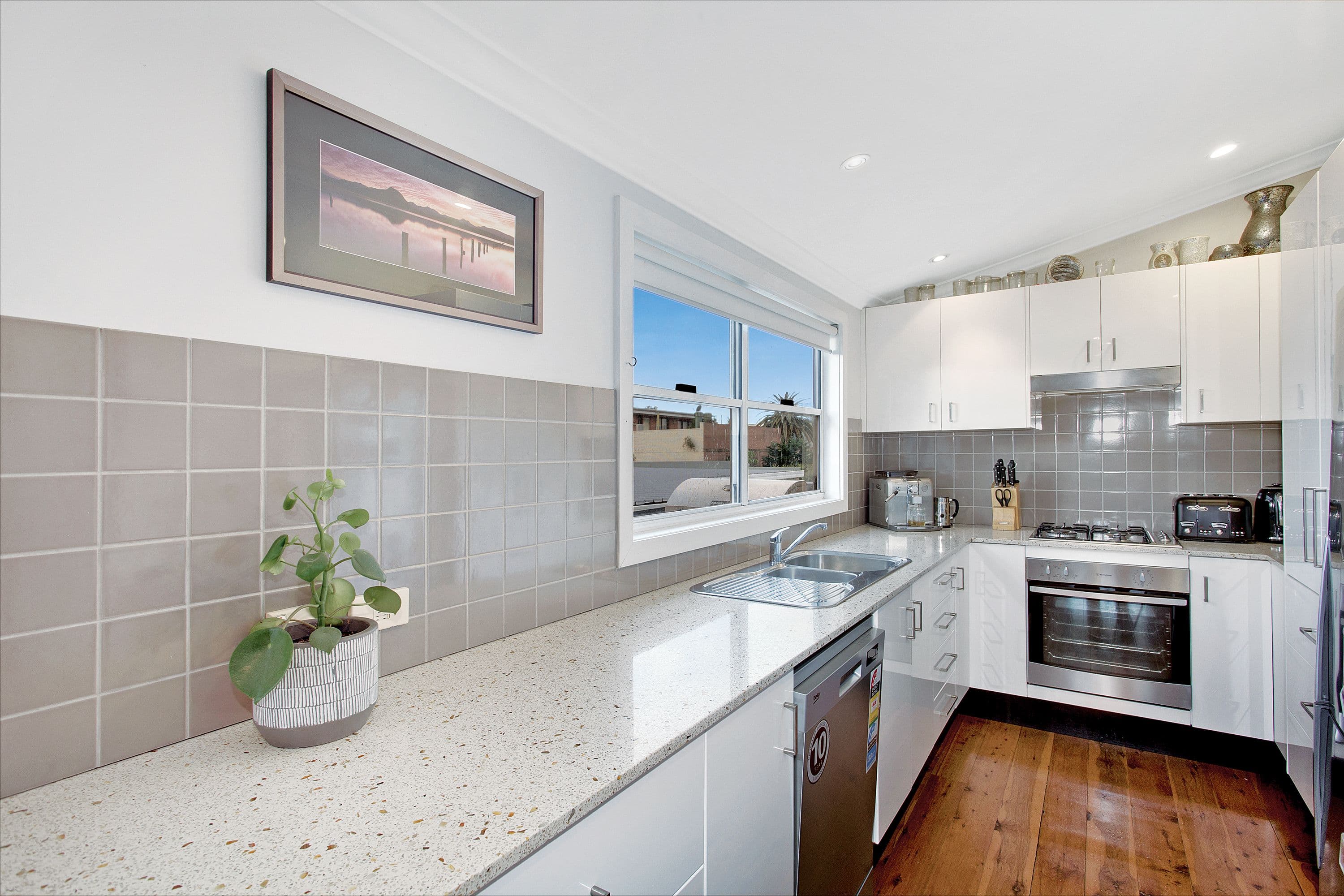 14 Windsor Parade, North Narrabeen NSW 2101, North Narrabeen - Thumbnail 4