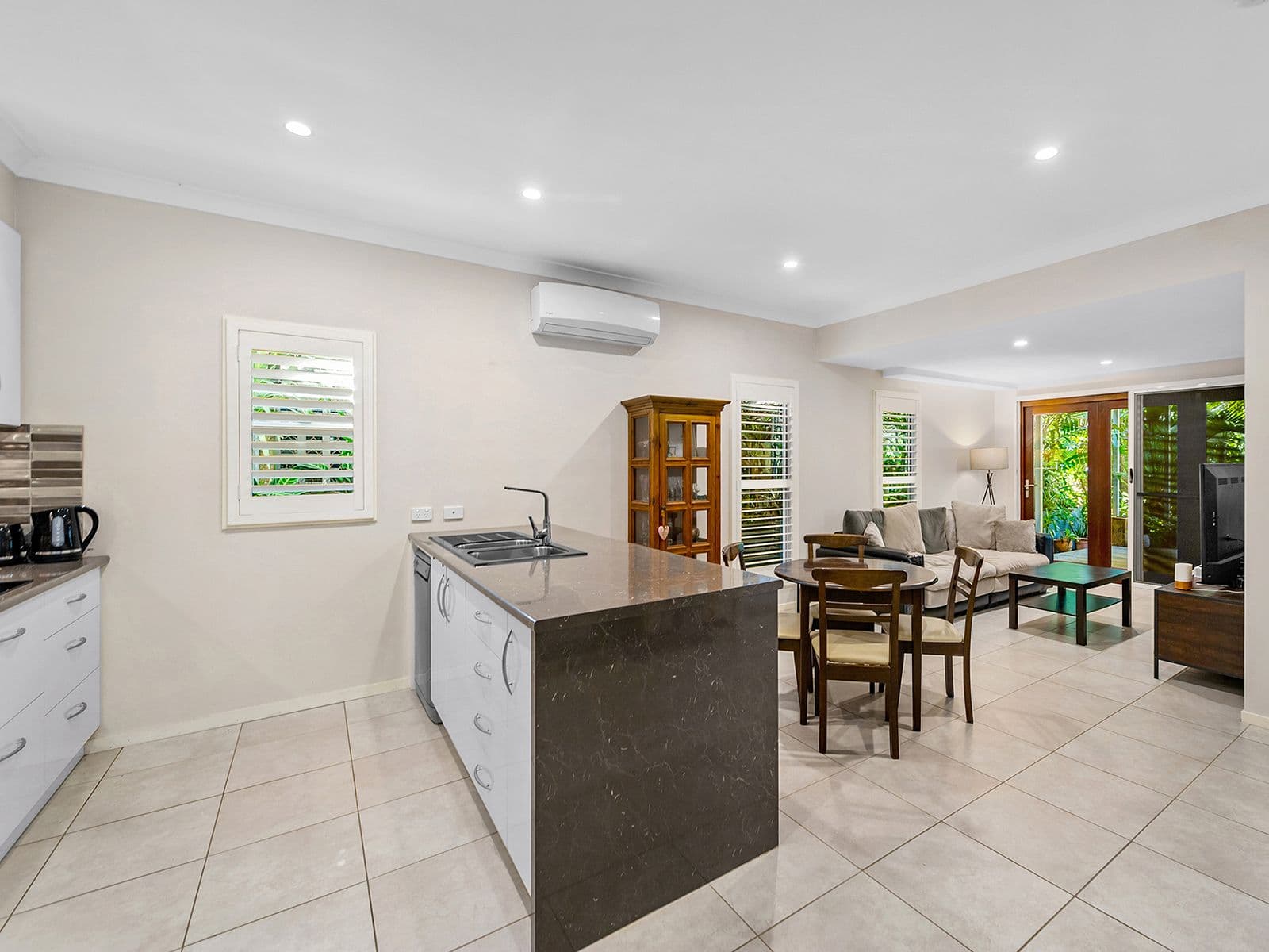 9 Hawthorne Road, Hawthorne QLD 4171, Hawthorne - Thumbnail 3