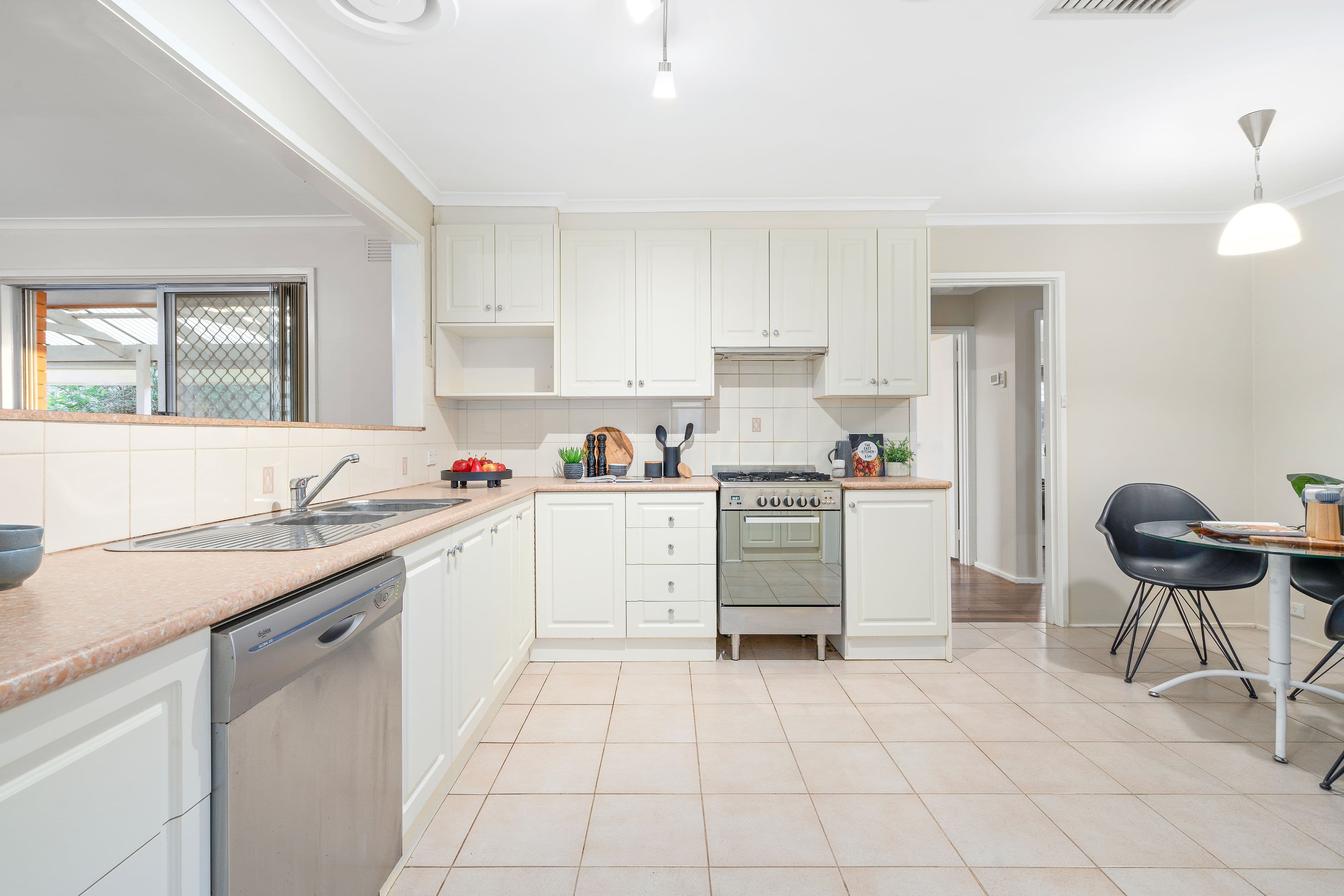 110 Cameron Parade, Bundoora VIC 3083, Bundoora - Thumbnail 8