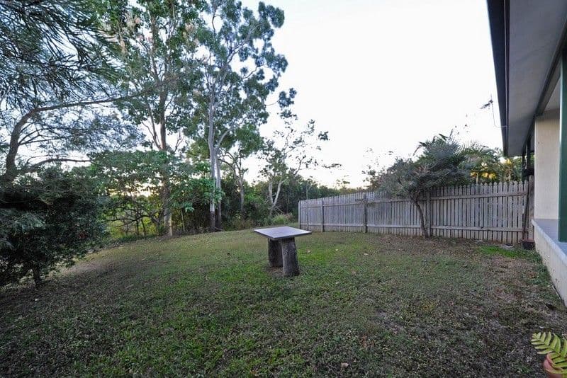 33 Macarthur Drive, CANNONVALE QLD 4802, Cannonvale - Thumbnail 6