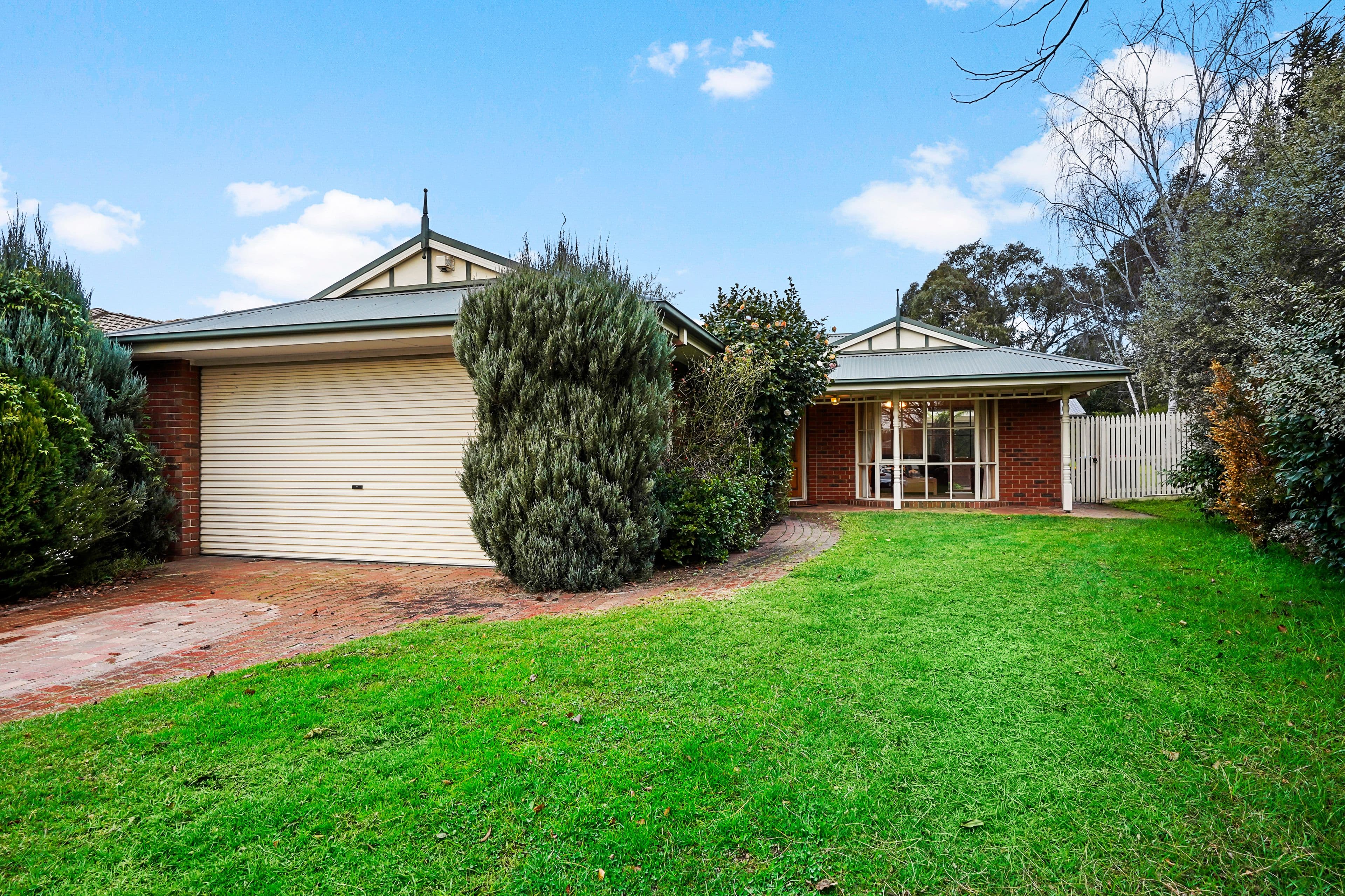 6 Narrawong Close, Rowville VIC 3178, Rowville - Image 1