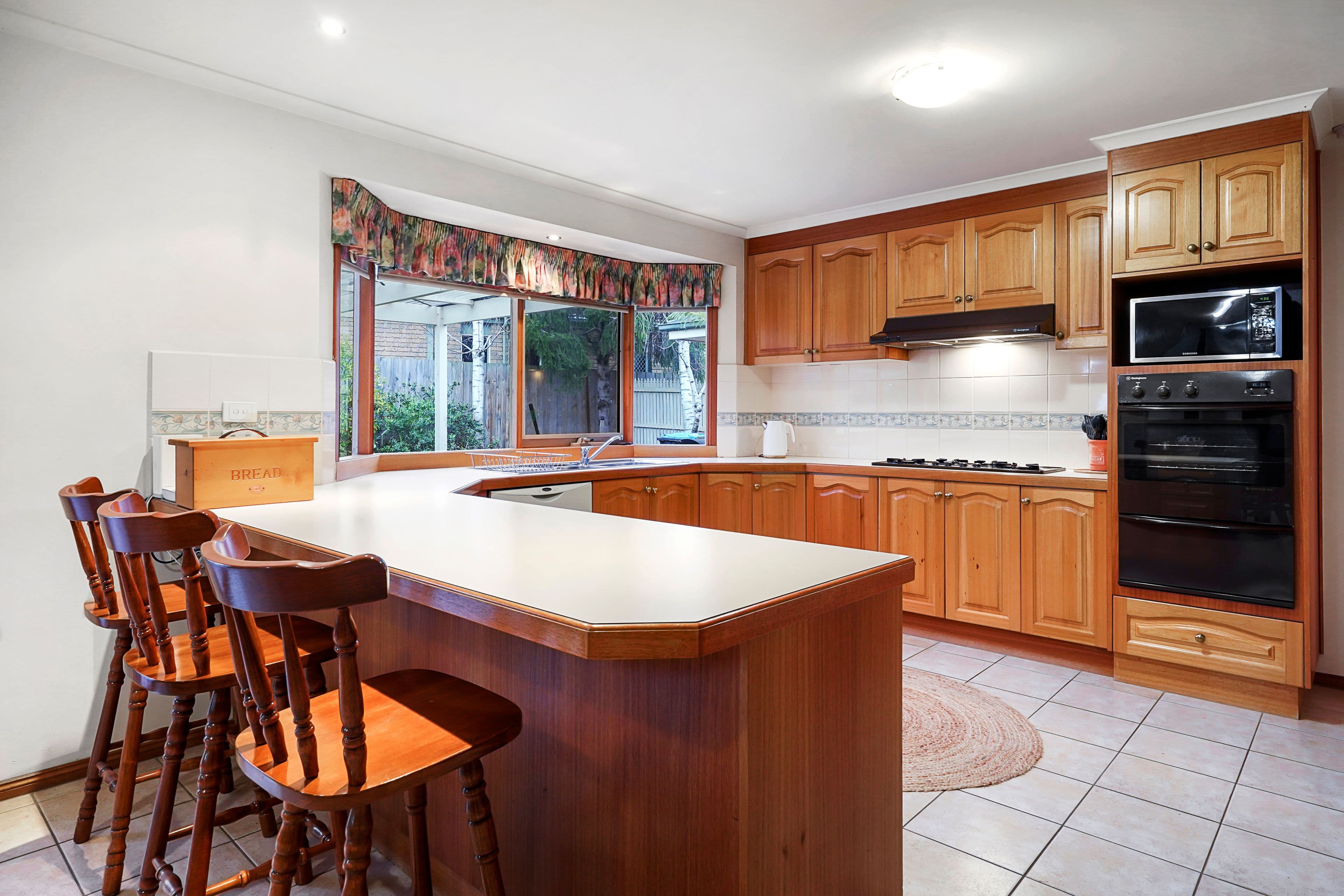 6 Narrawong Close, Rowville VIC 3178, Rowville - Thumbnail 5