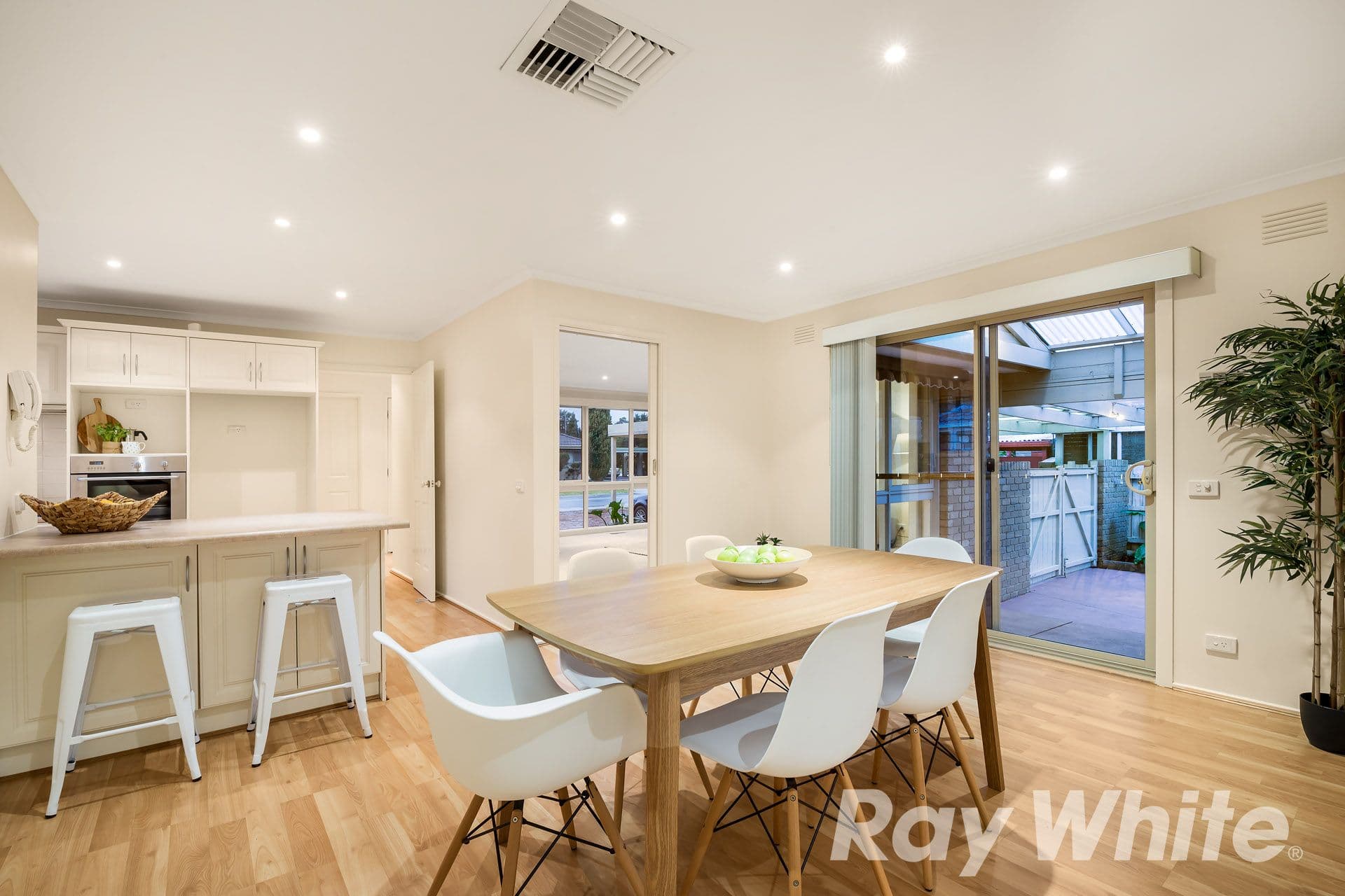 24 Greenaway Drive, Ferntree Gully VIC 3156, Ferntree Gully - Thumbnail 4