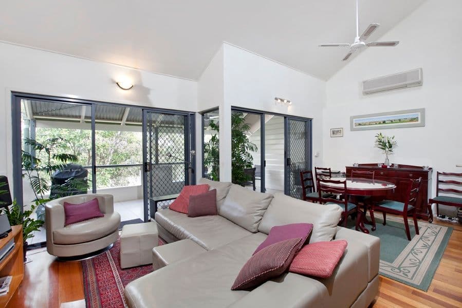 9 Rosecliffe Street, Highgate Hill QLD 4101, Highgate Hill - Thumbnail 5
