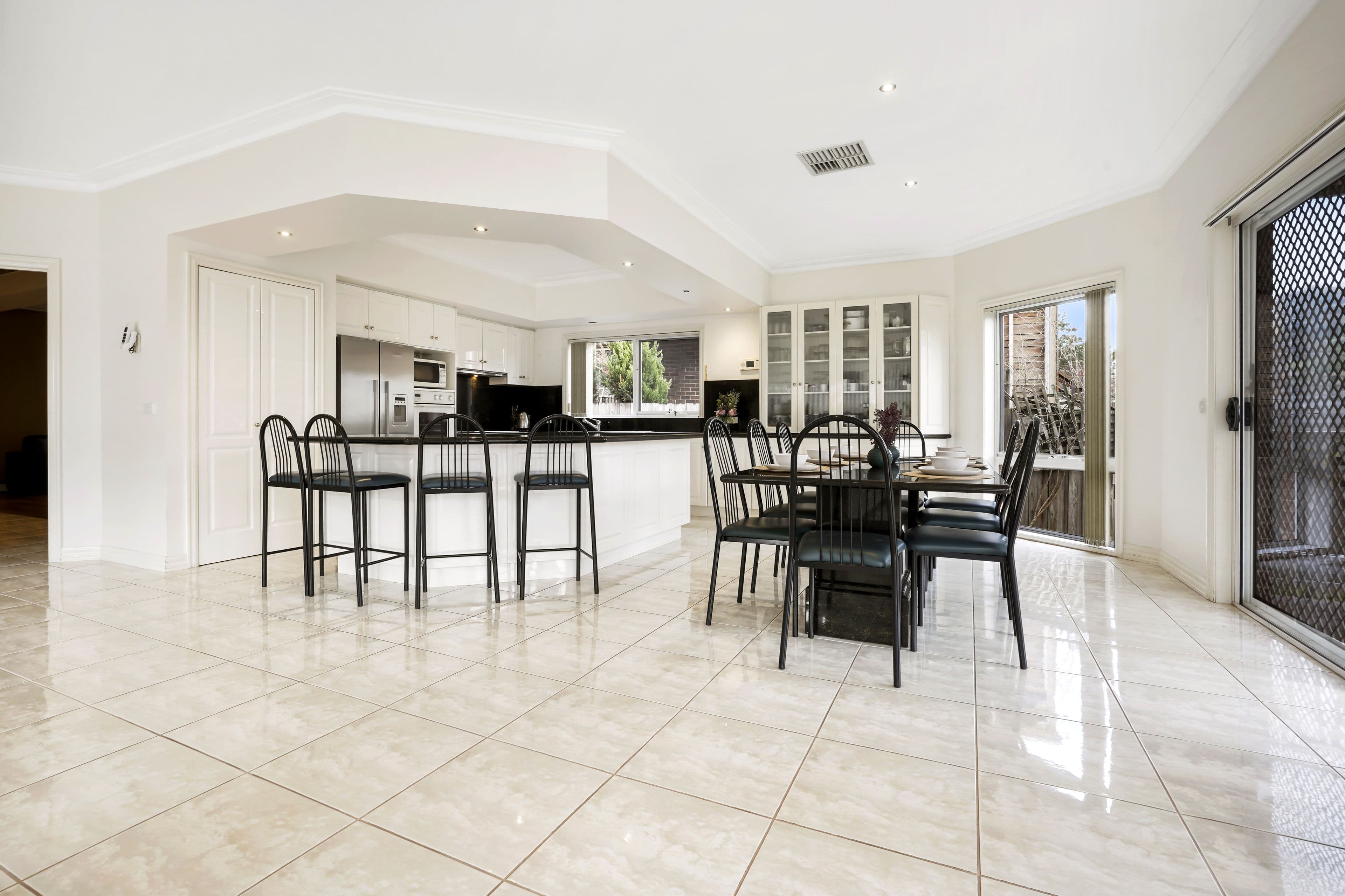 32 Quail Way, Rowville VIC 3178, Rowville - Thumbnail 4