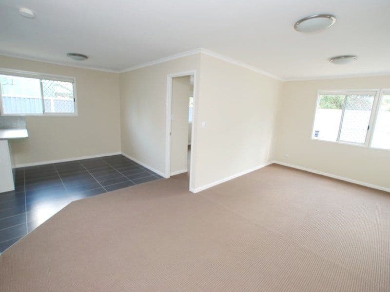 19 Simon Street, DECEPTION BAY QLD 4508, Deception Bay - Thumbnail 3