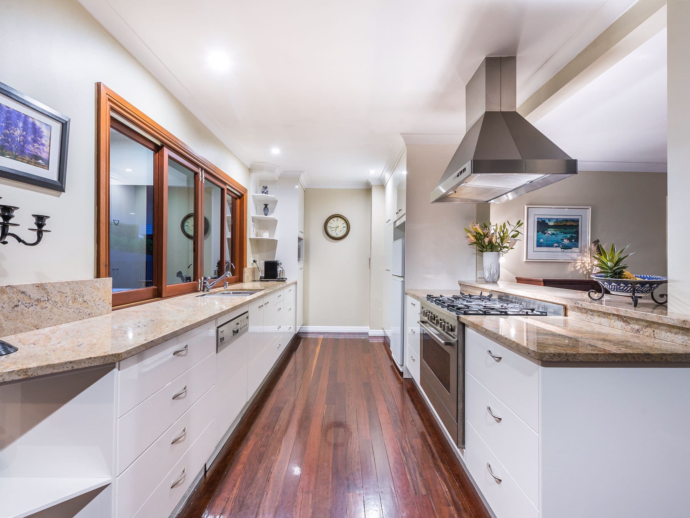 31 Walker Street, Coorparoo QLD 4151, Coorparoo - Thumbnail 6