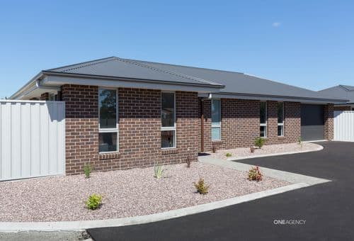 2/11A Frederick Street, Perth, Perth - Image 1