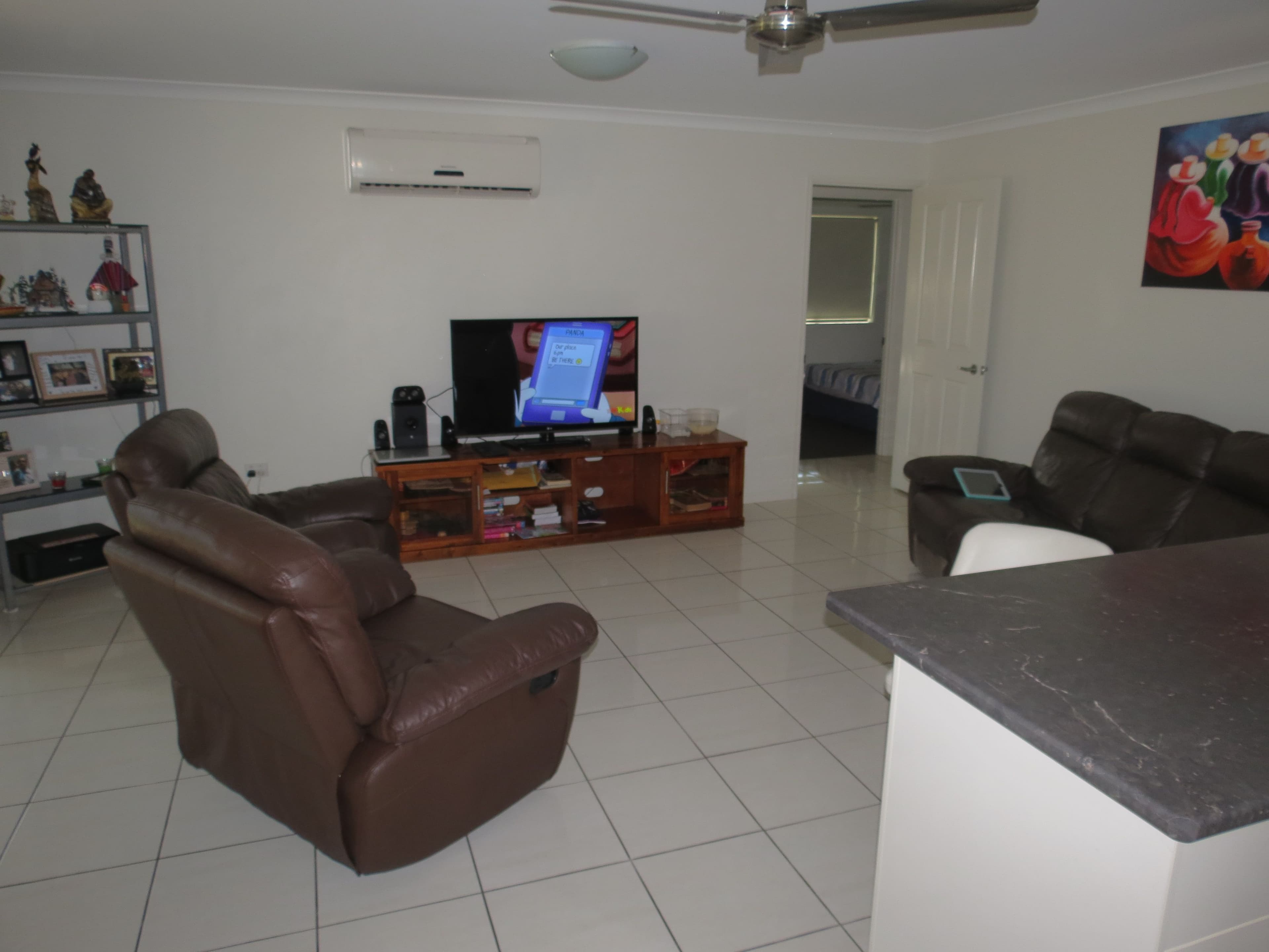 5 Highlands Court, Emerald QLD 4720, Emerald - Thumbnail 4