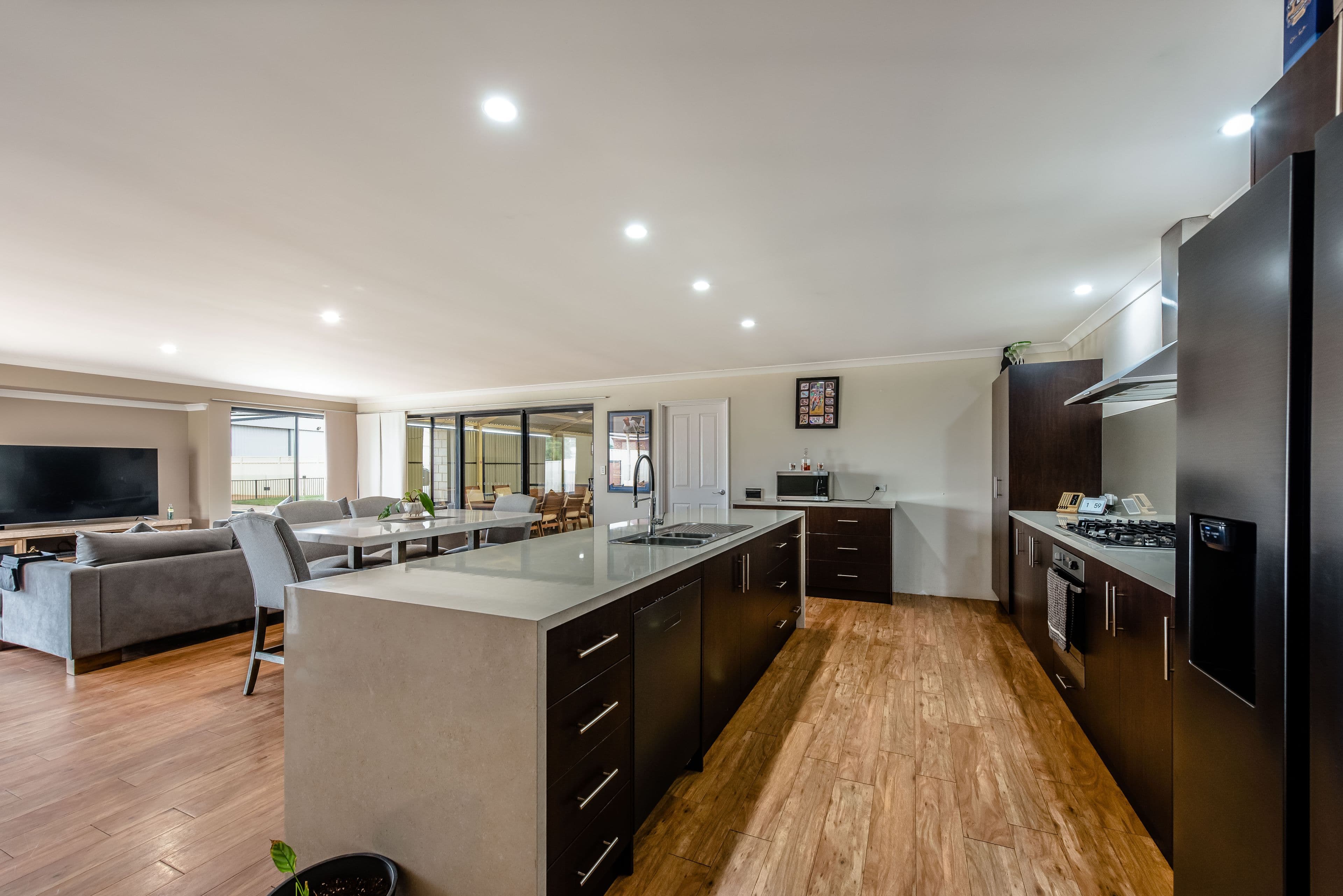 44 Honeysuckle Boulevard, Woorree WA 6530, Woorree - Thumbnail 2