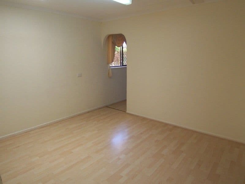 12 Fleetwood Street, MACGREGOR QLD 4109, Macgregor - Thumbnail 3