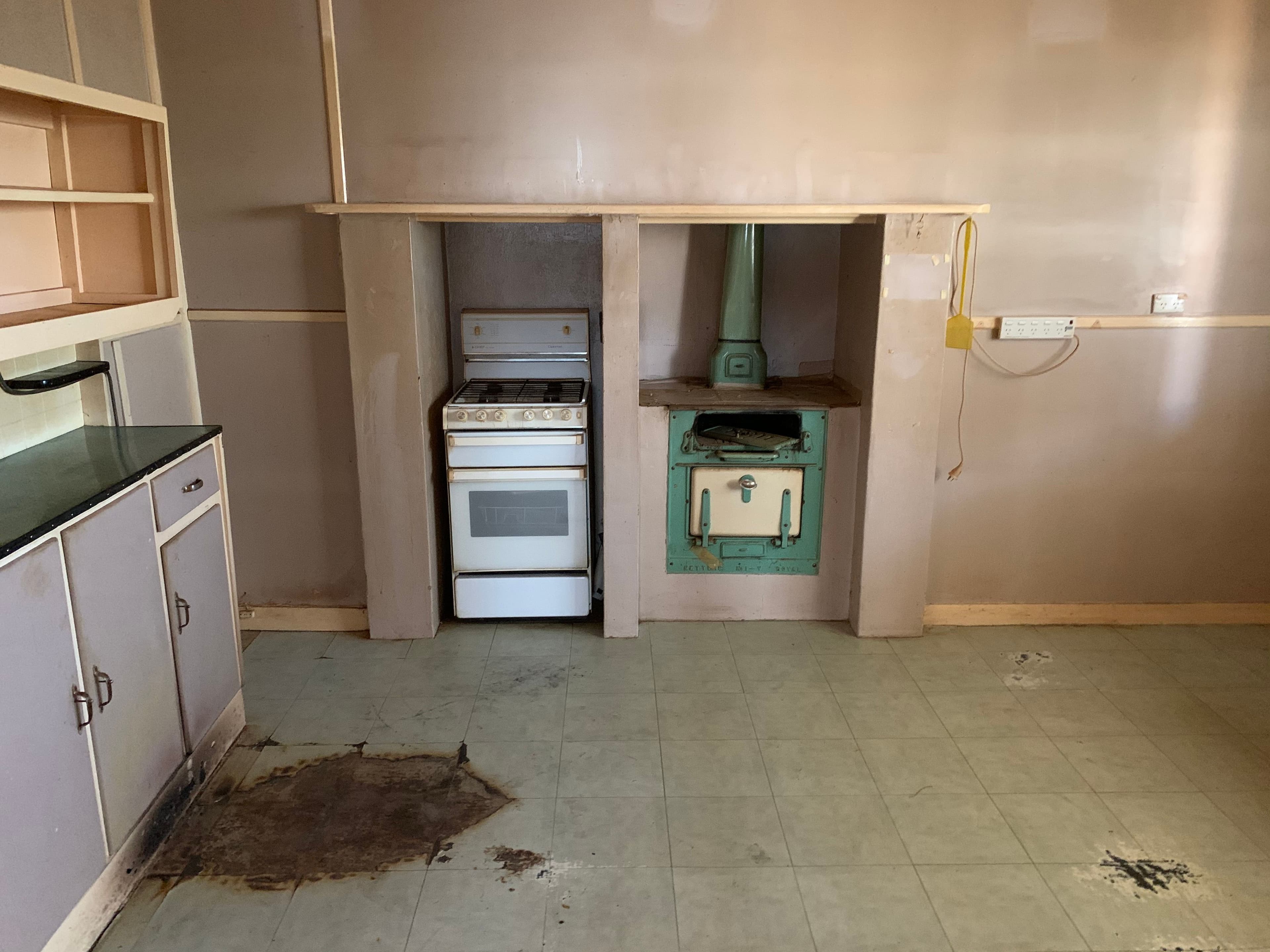 149 Gaffney Lane, Broken Hill NSW 2880, Broken Hill - Thumbnail 2