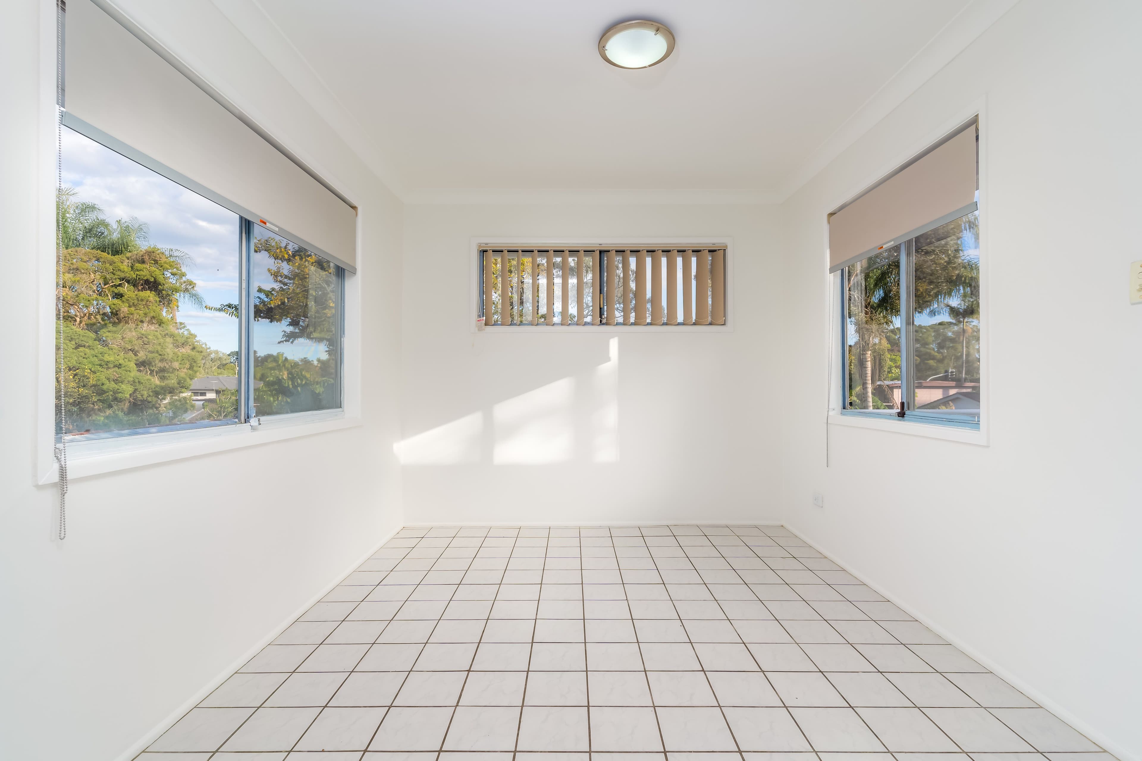 96 Ashton Street, Kingston QLD 4114, Kingston - Thumbnail 6