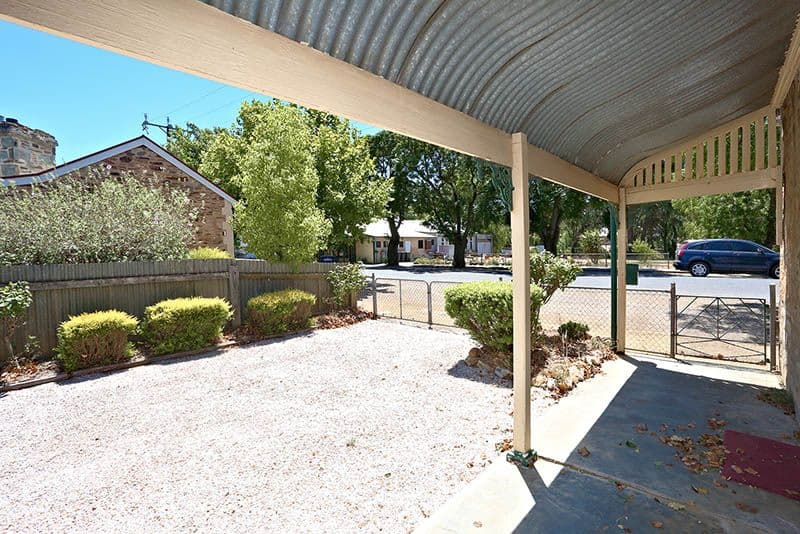 8 Upper Thames Street, BURRA SA 5417, Burra - Thumbnail 2