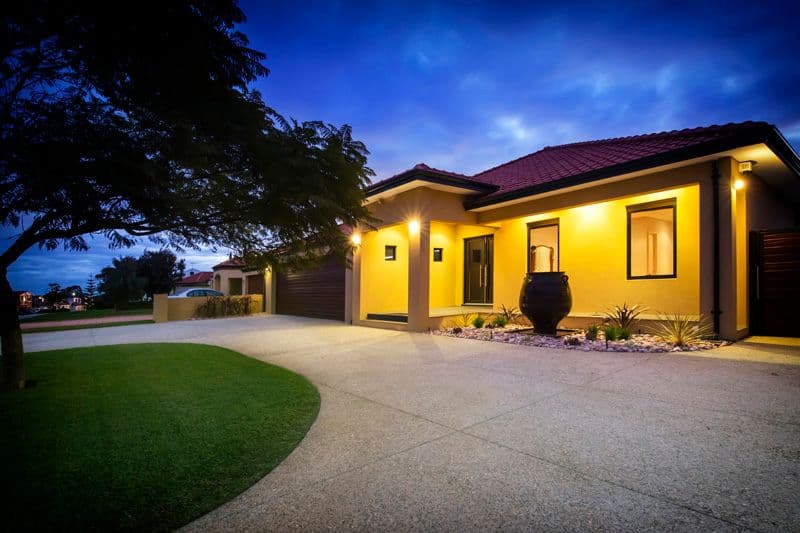 43 Dalecross Avenue, Madeley WA 6065, Madeley - Thumbnail 2