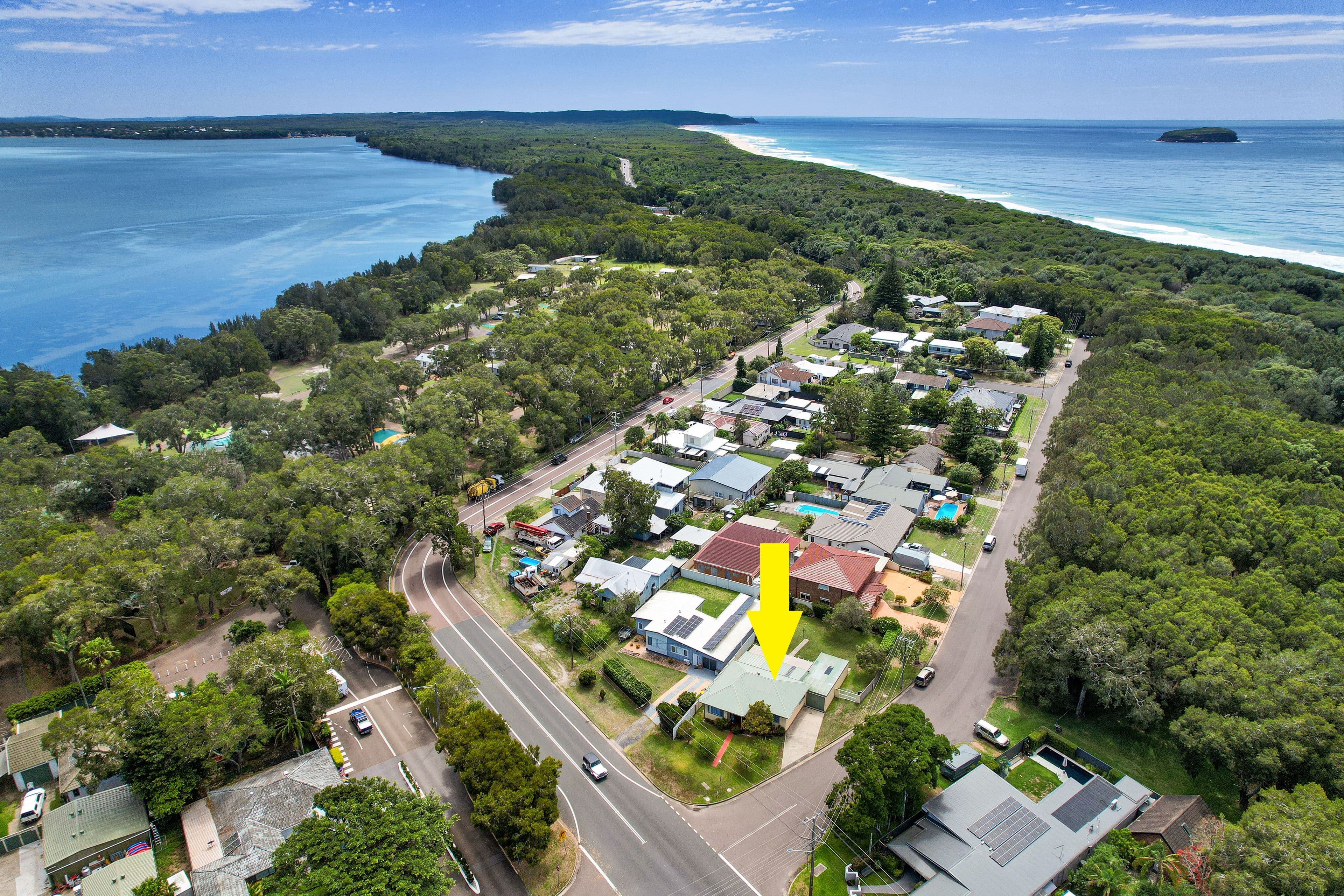 6 Ourringo Street, Budgewoi NSW 2262, Budgewoi - Image 1
