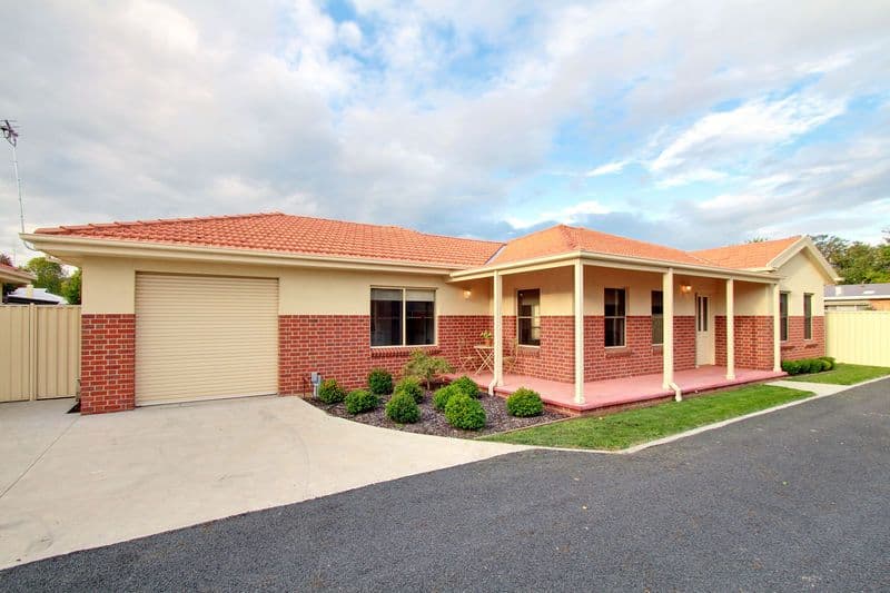  4 McMillan Street, MAFFRA VIC 3860, Maffra - Image 1