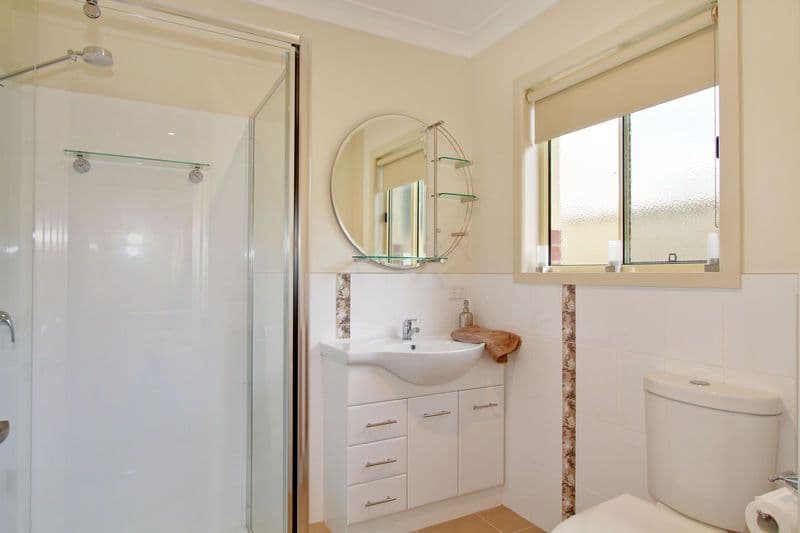  4 McMillan Street, MAFFRA VIC 3860, Maffra - Thumbnail 8