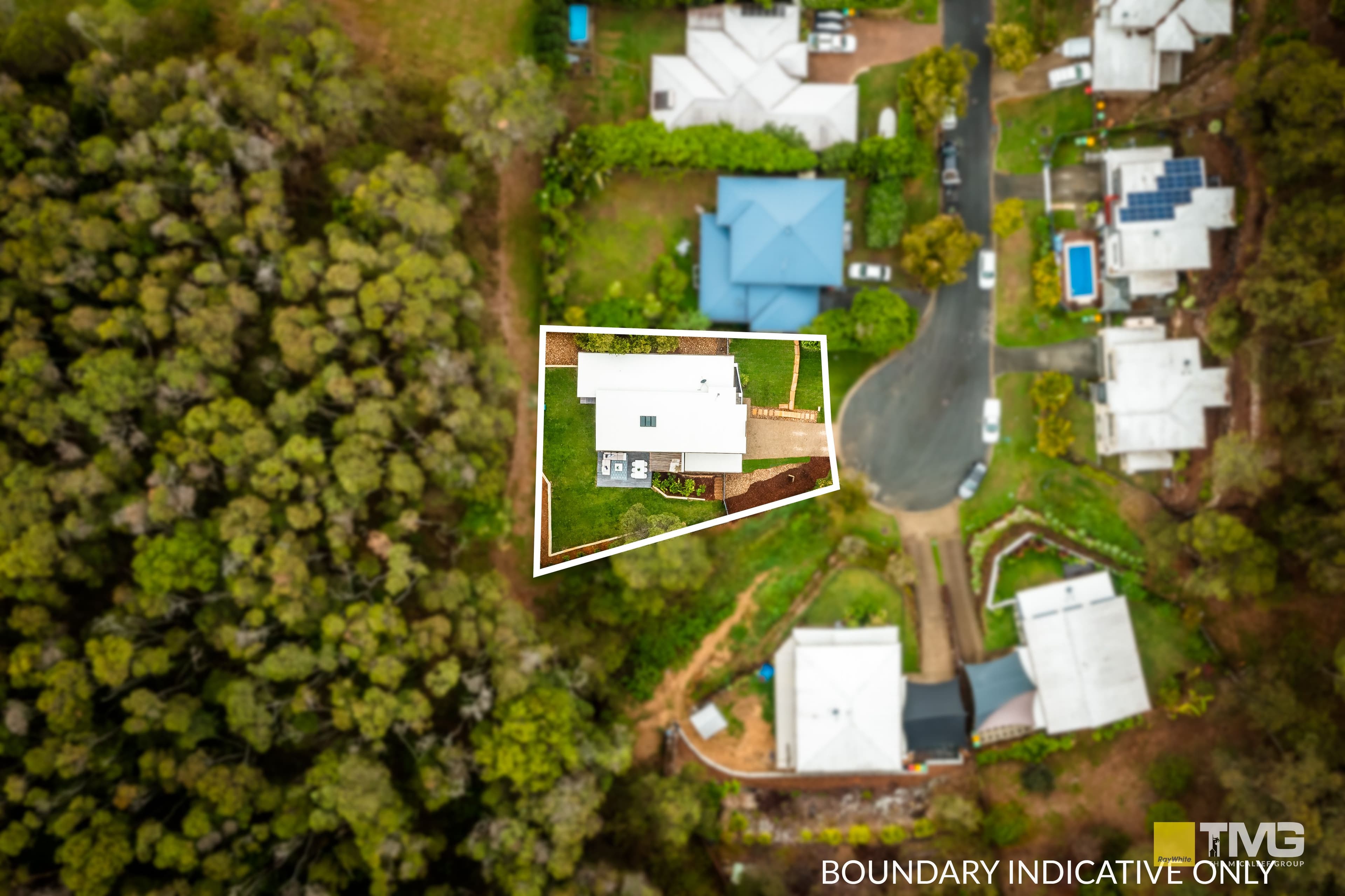 9 Gellert Close, Maudsland QLD 4210, Maudsland - Thumbnail 2