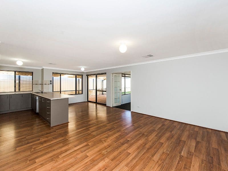 44 Hurd Road, Bullsbrook WA 6084, Bullsbrook - Thumbnail 3