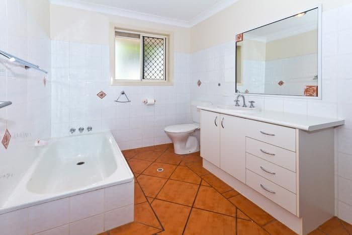 2 Mara Court, ASHMORE QLD 4214, Ashmore - Thumbnail 7