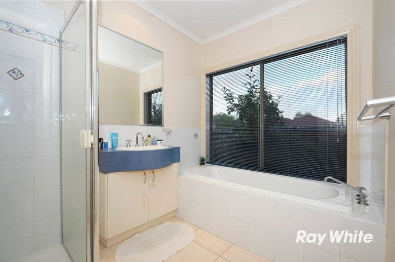 19 Carboni Crescent, LYNBROOK VIC 3975, Lynbrook - Thumbnail 8