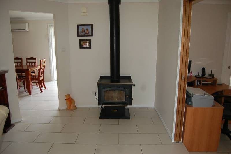 15 Foreshaw Avenue, GRIFFITH NSW 2680, Griffith - Thumbnail 6
