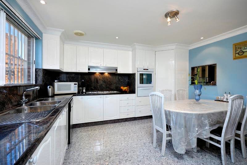 11a Carinya Road, BEVERLY HILLS NSW 2209, Beverly Hills - Thumbnail 3