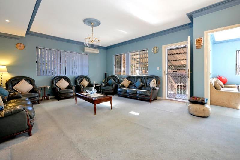 11a Carinya Road, BEVERLY HILLS NSW 2209, Beverly Hills - Thumbnail 5