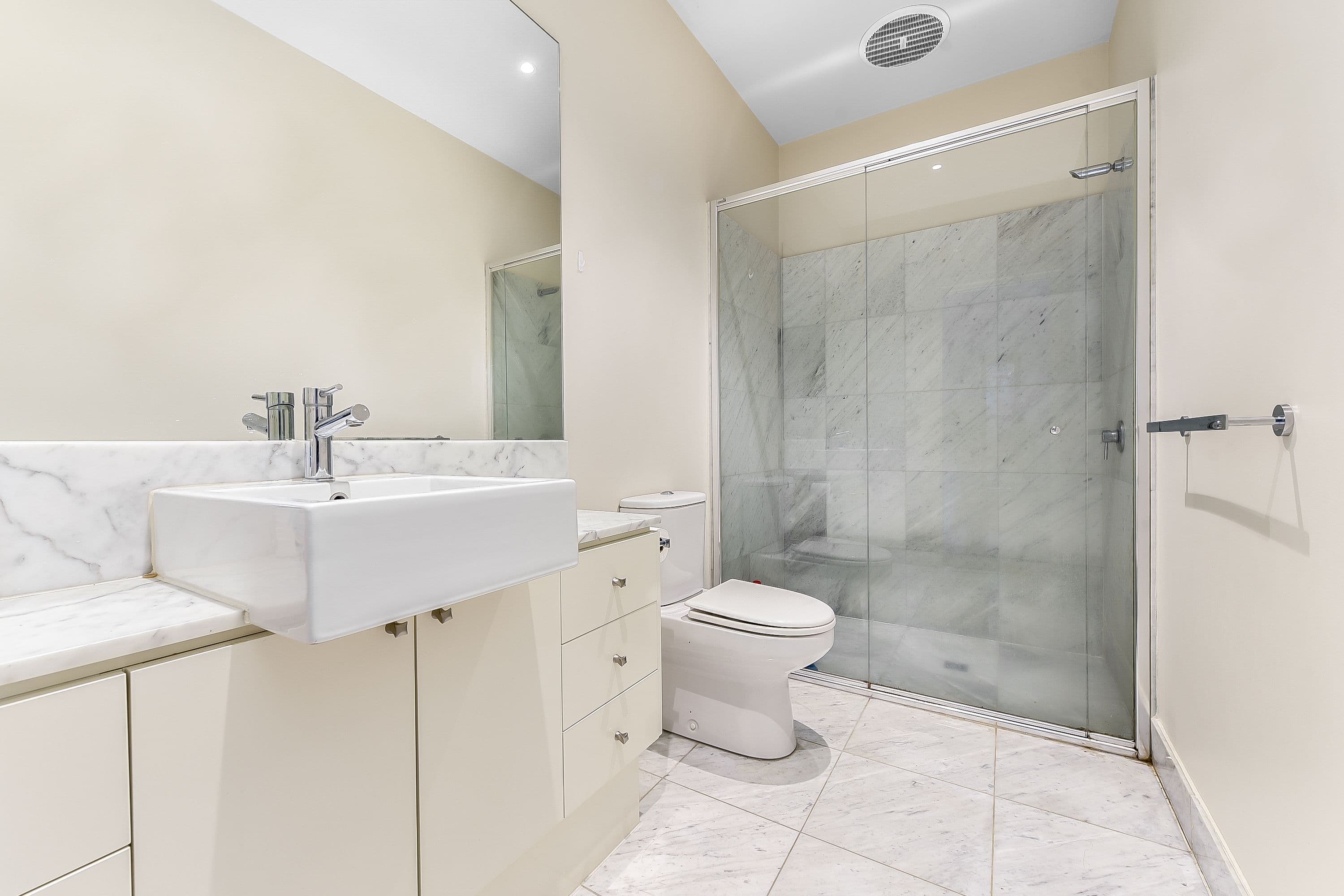 12 La Frank Street, Burwood VIC 3125, Burwood - Thumbnail 5