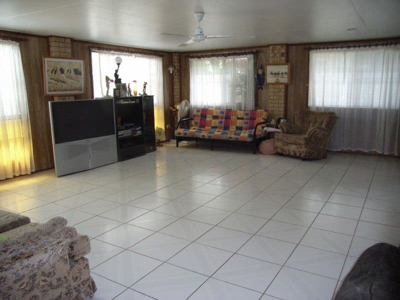 10 Gooding Street, ANDERGROVE QLD 4740, Andergrove - Thumbnail 3