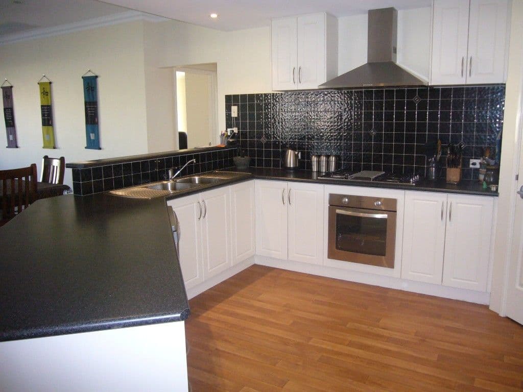 8 Fong Cove, MOUNT TARCOOLA WA 6530, Mount Tarcoola - Thumbnail 2