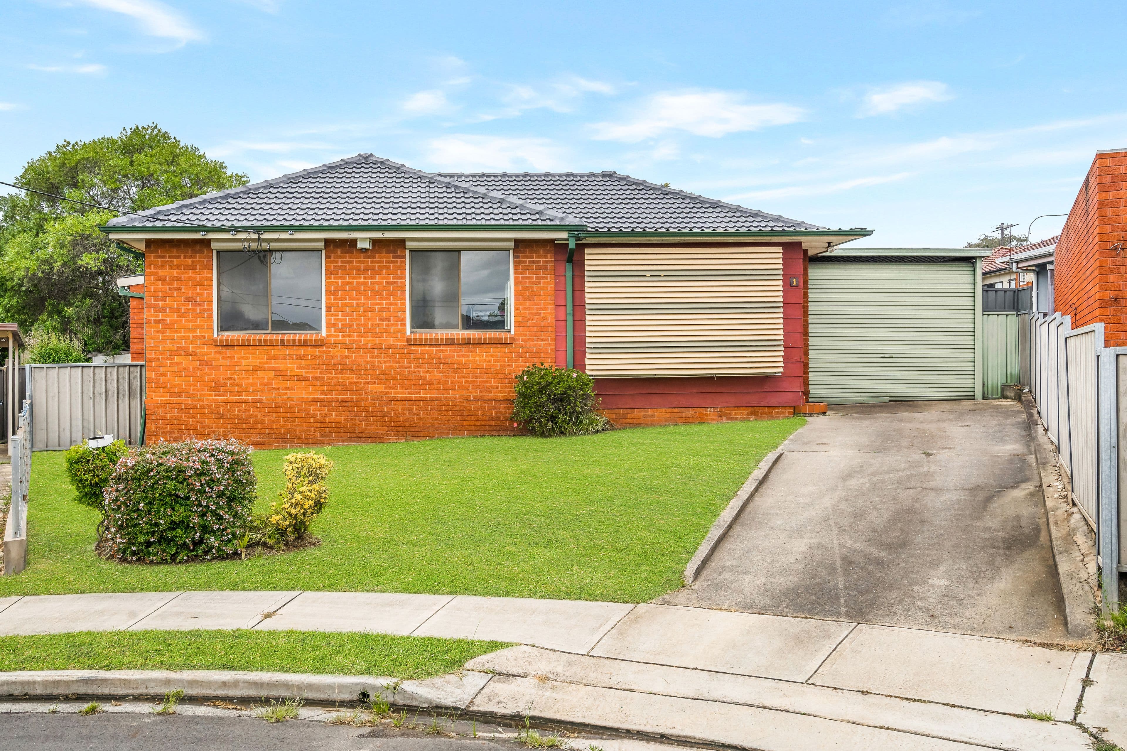 1 Helen Street, Smithfield NSW 2164, Smithfield - Image 1
