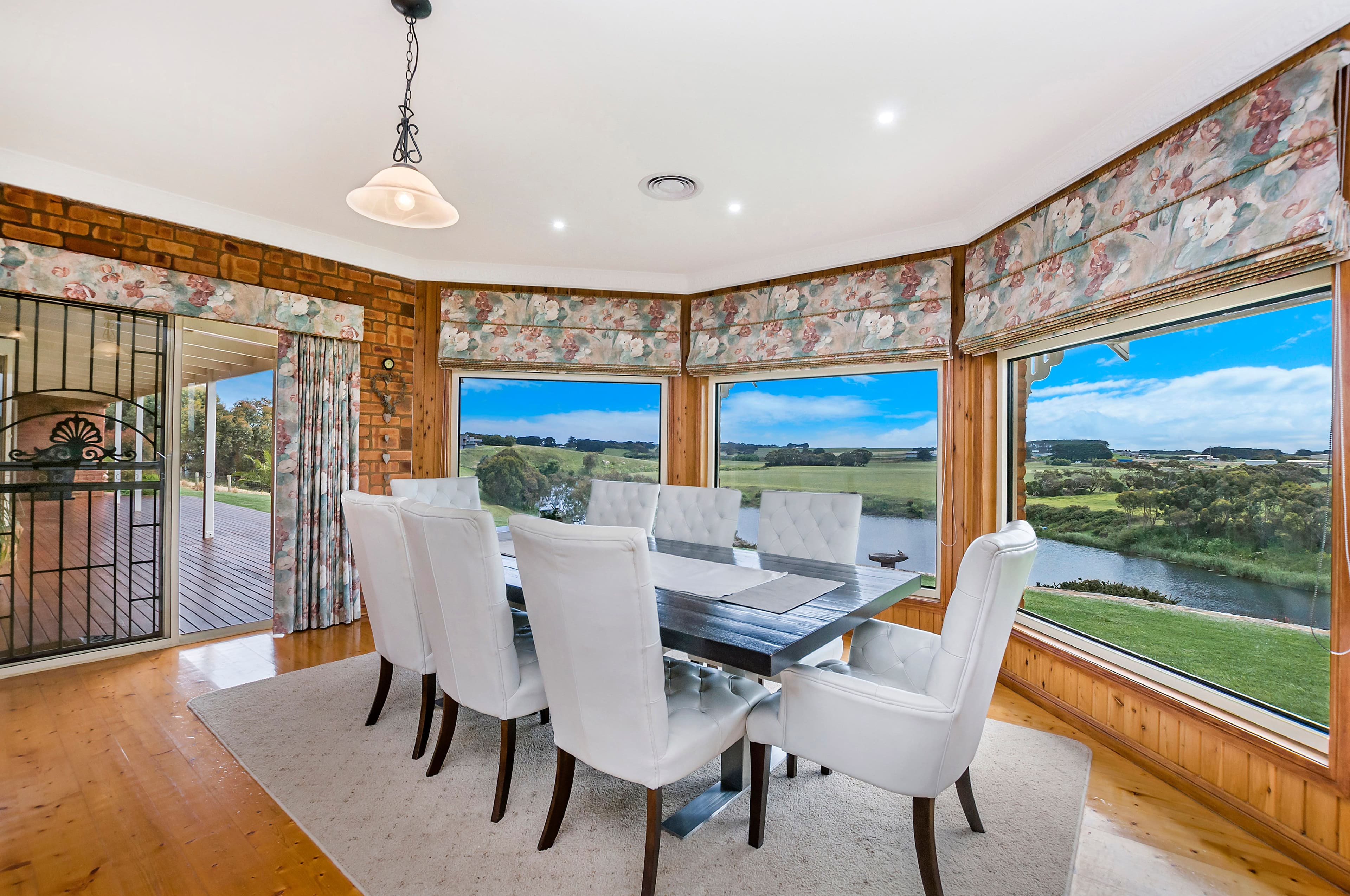 8 Hermitage Drive, Allansford VIC 3277, Allansford - Thumbnail 2
