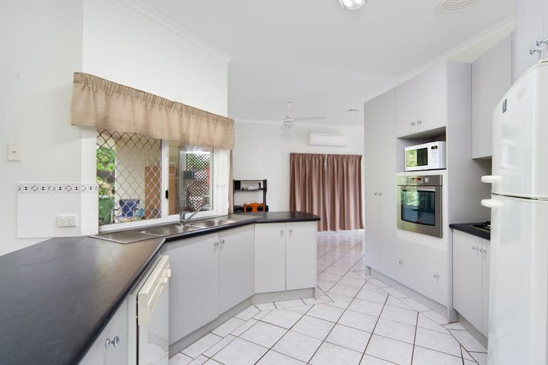 27 Rennel Close, MOUNT SHERIDAN QLD 4868, Mount Sheridan - Thumbnail 4