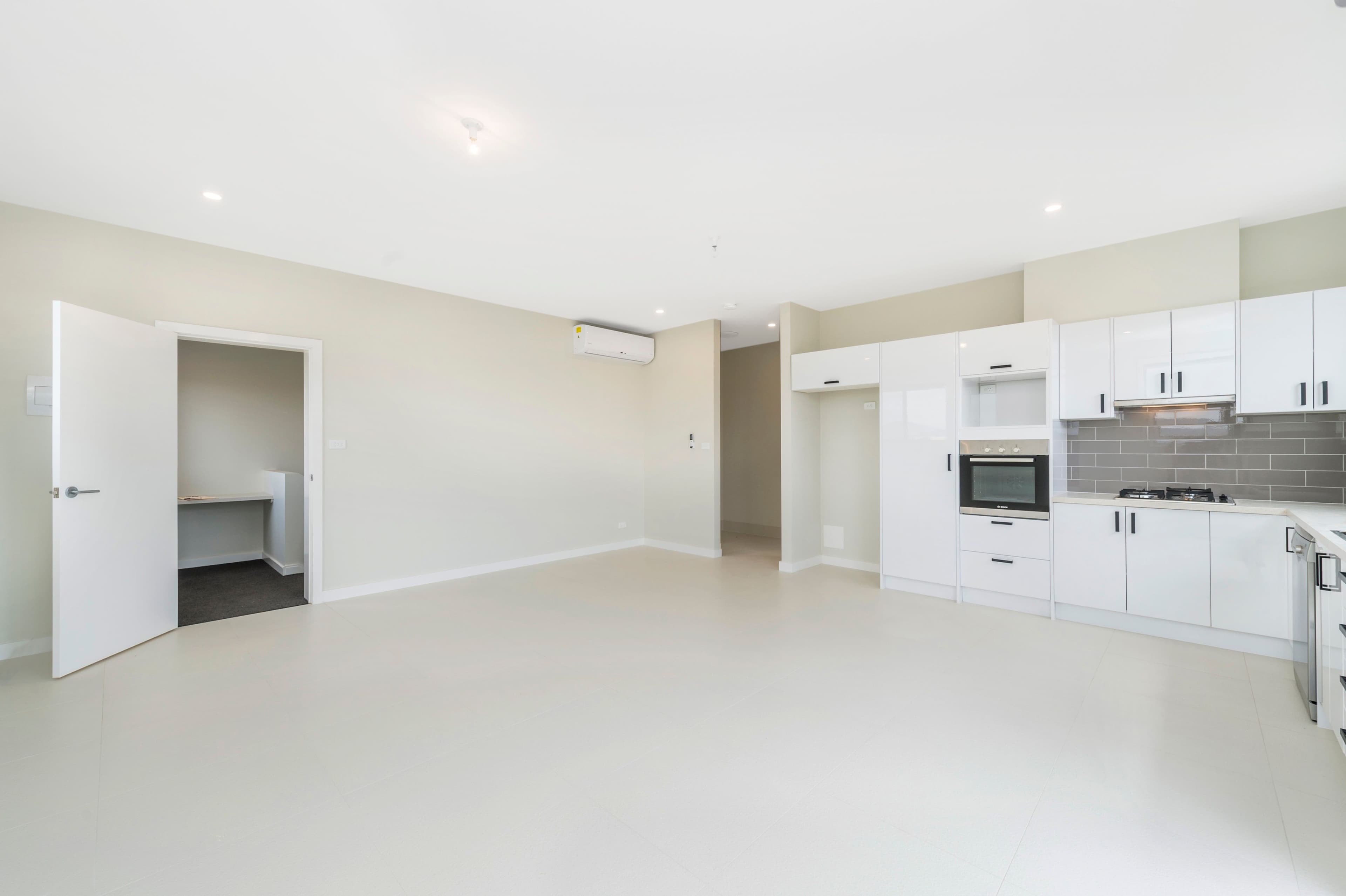 9a Aprasia Avenue, Googong NSW 2620, Googong - Thumbnail 6