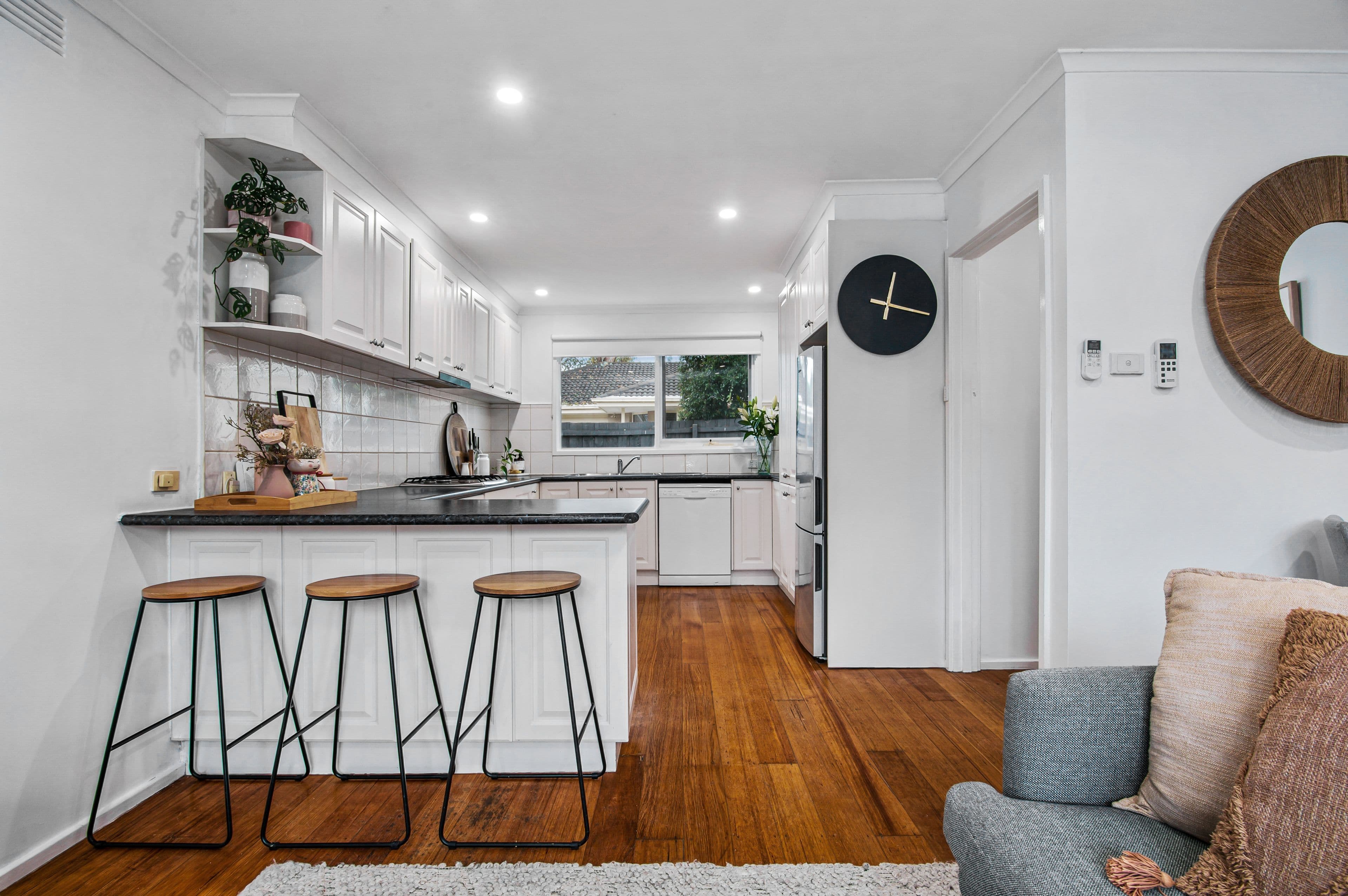 71 Cardigan Road, Mooroolbark VIC 3138, Mooroolbark - Thumbnail 2