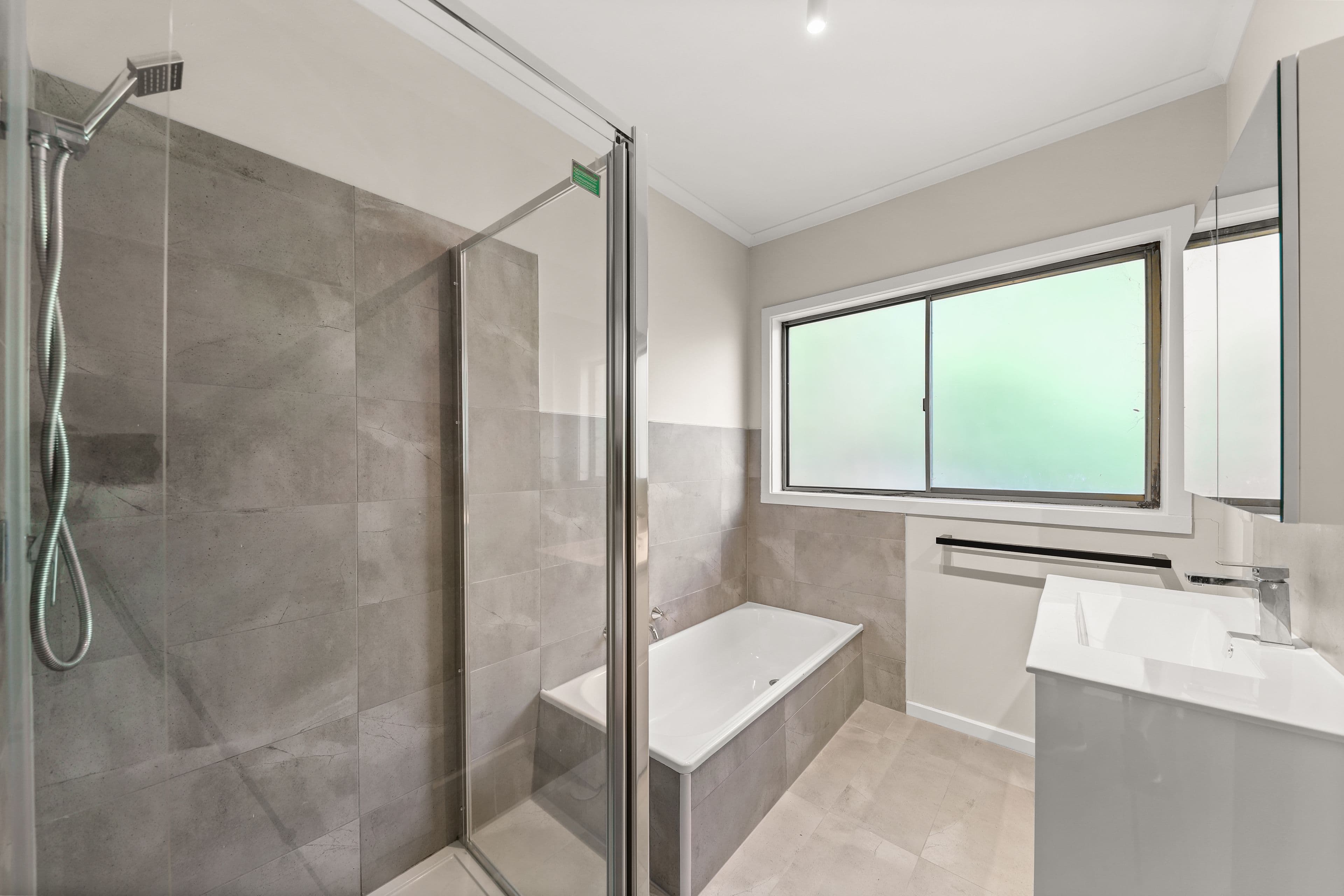 9 Stockdale Avenue, Clayton VIC 3168, Clayton - Thumbnail 8