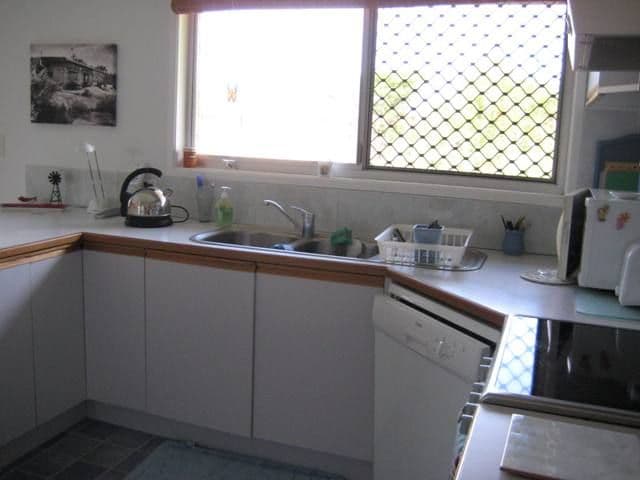 34 Thornburgh Street, OXLEY QLD 4075, Oxley - Thumbnail 2