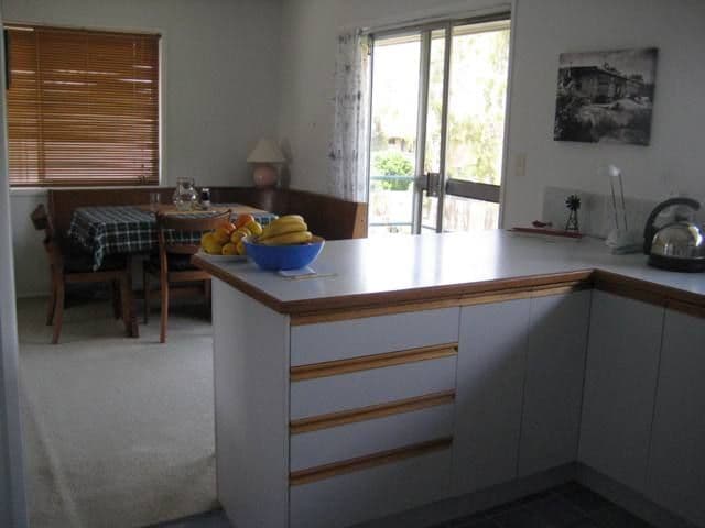 34 Thornburgh Street, OXLEY QLD 4075, Oxley - Thumbnail 3