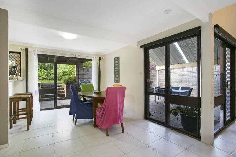 9 Staaten Street, CHAPEL HILL QLD 4069, Chapel Hill - Thumbnail 3