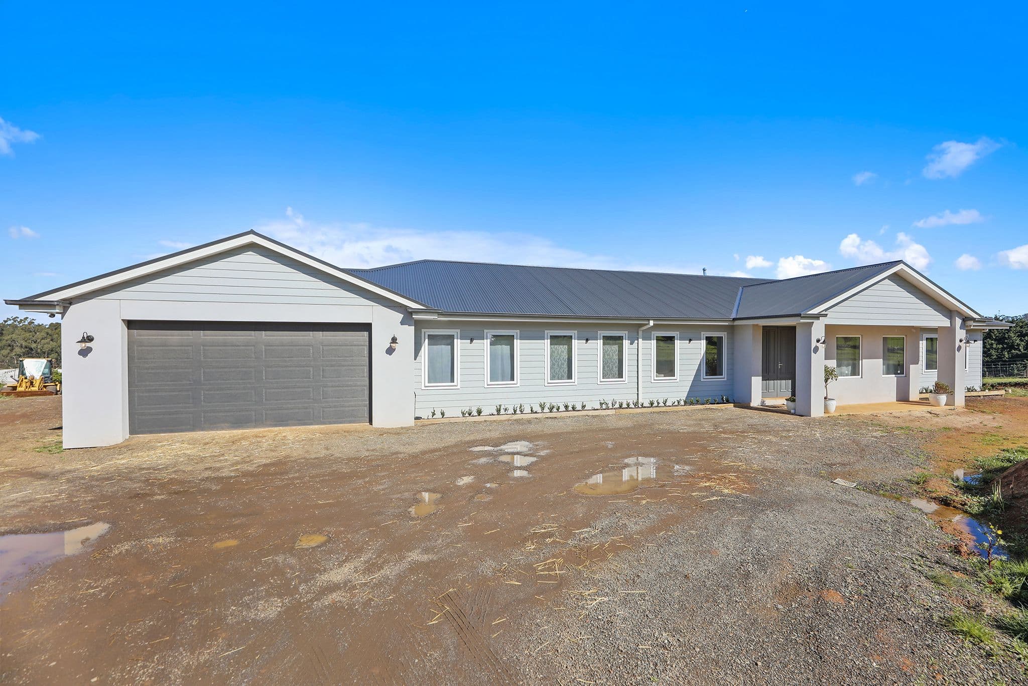 21 Wellwood Road, Drouin VIC 3818, Drouin - Image 1