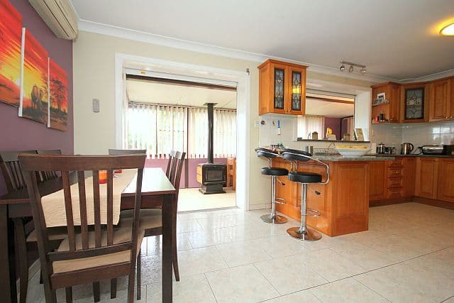 51 Lucinda Avenue, BASS HILL NSW 2197, Bass Hill - Thumbnail 3